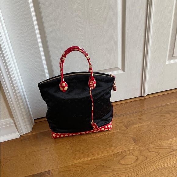 Louis Vuitton Yayoi Kusama Dot Infinity Lockit MM - Picture 8 of 11